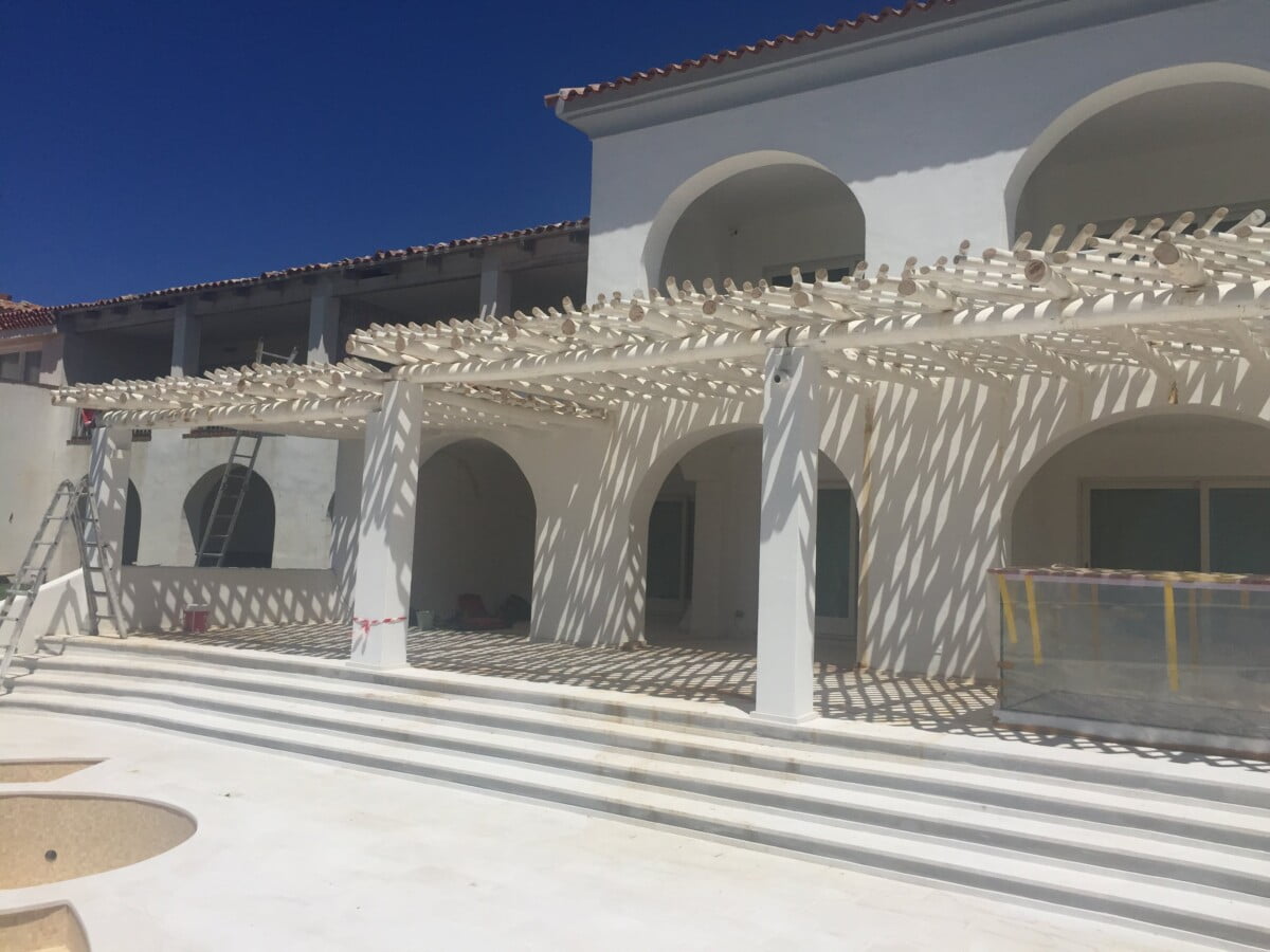 Costruzione Pergole Verande In Legno Su Misura - Zeta Servizi Olbia