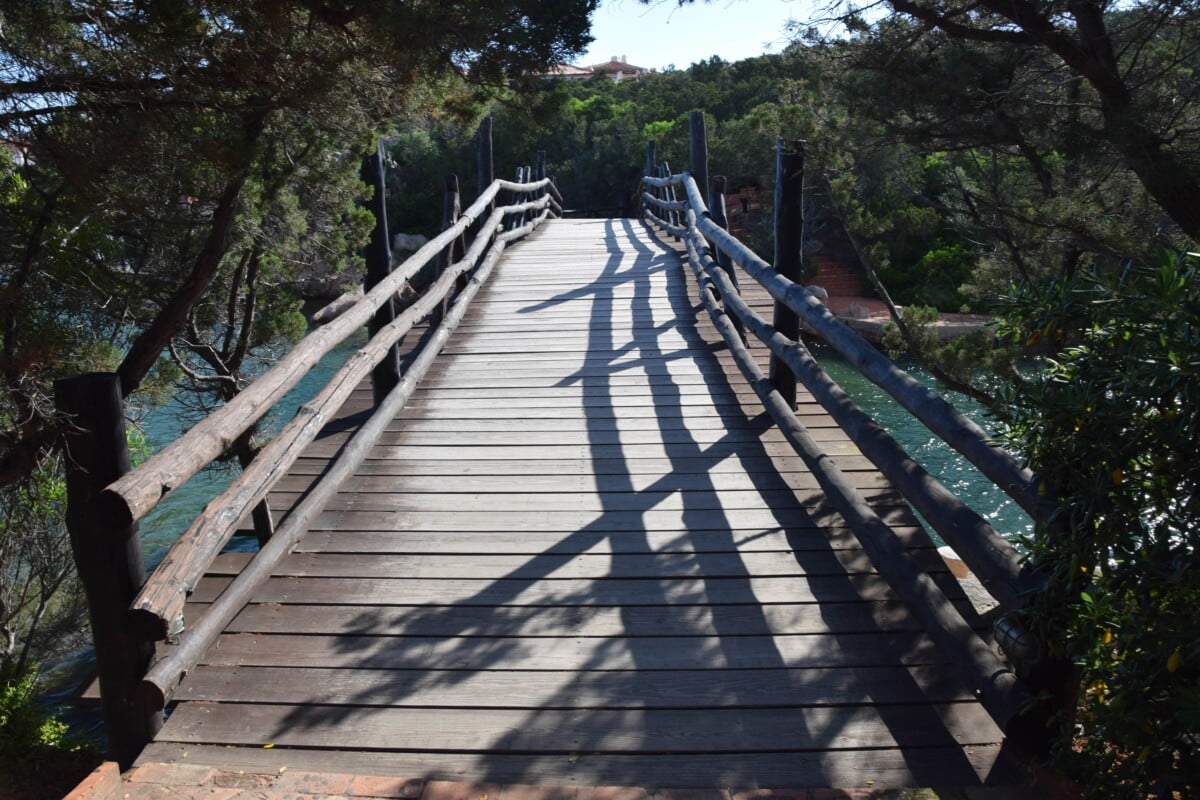 Costruzione Ponti In Legno Per Ville - Zeta Servizi Olbia